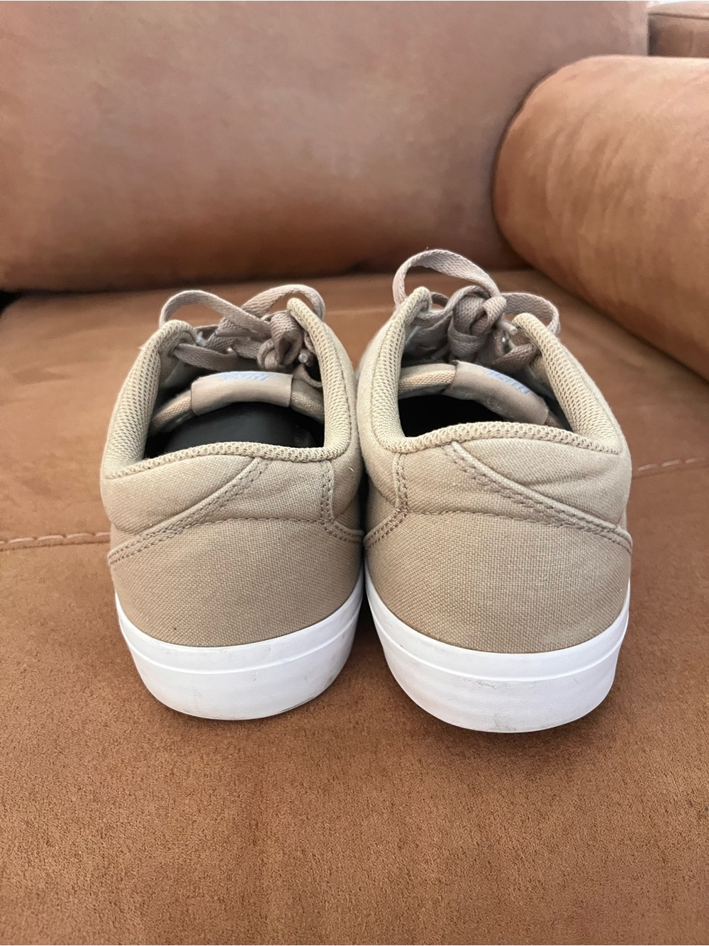 Nike Men’s SB Charge Canvas sneakers in a khaki brown colorwa - Picture 3 of 9